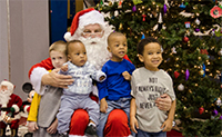 santaandlotsofkids